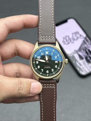 MKS replica IWC