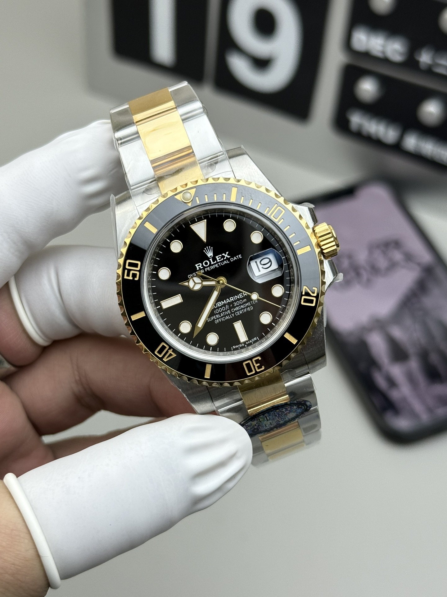 Rolex 间金黑水鬼