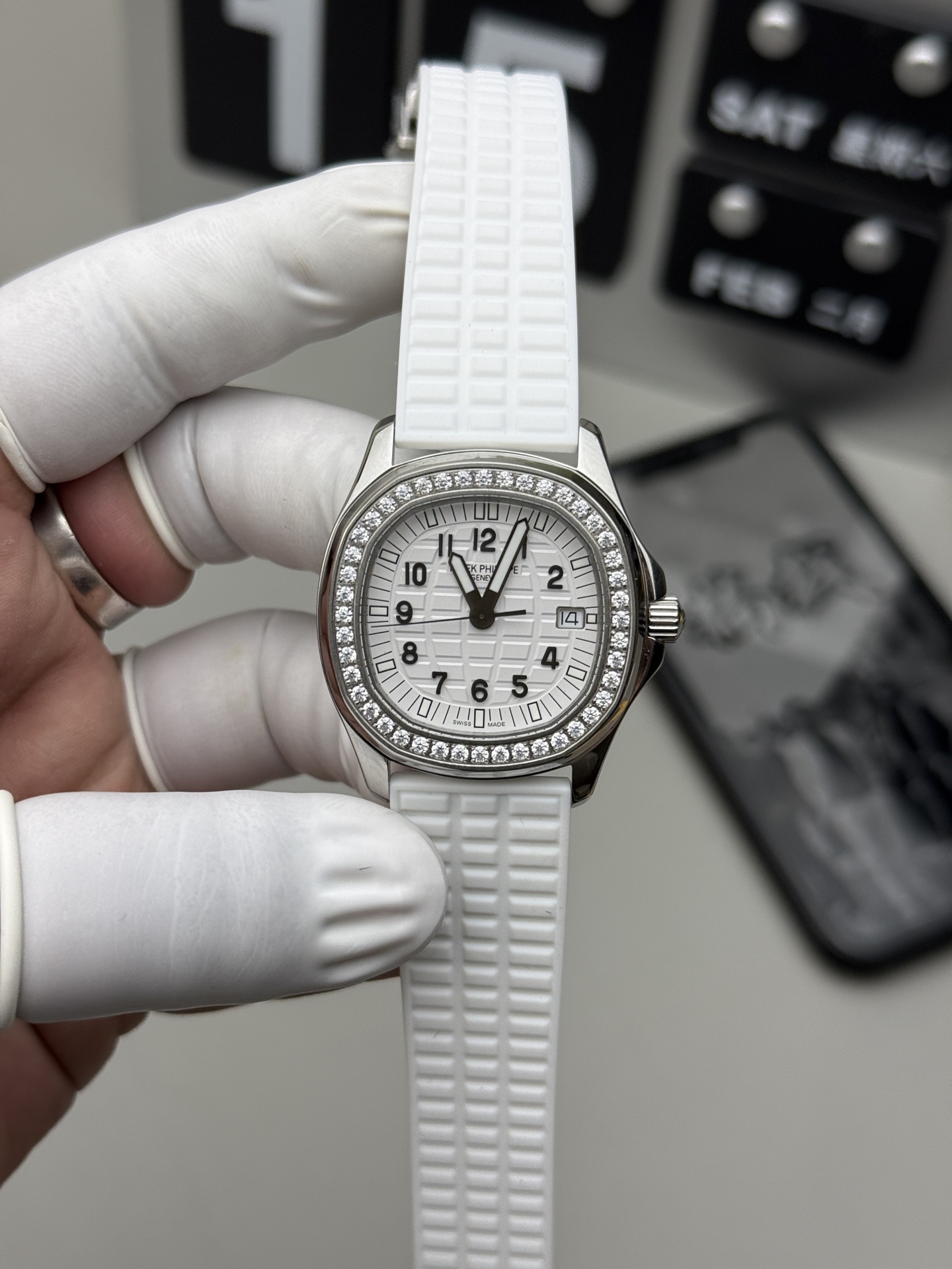 Patek Philippe 女装石英手雷