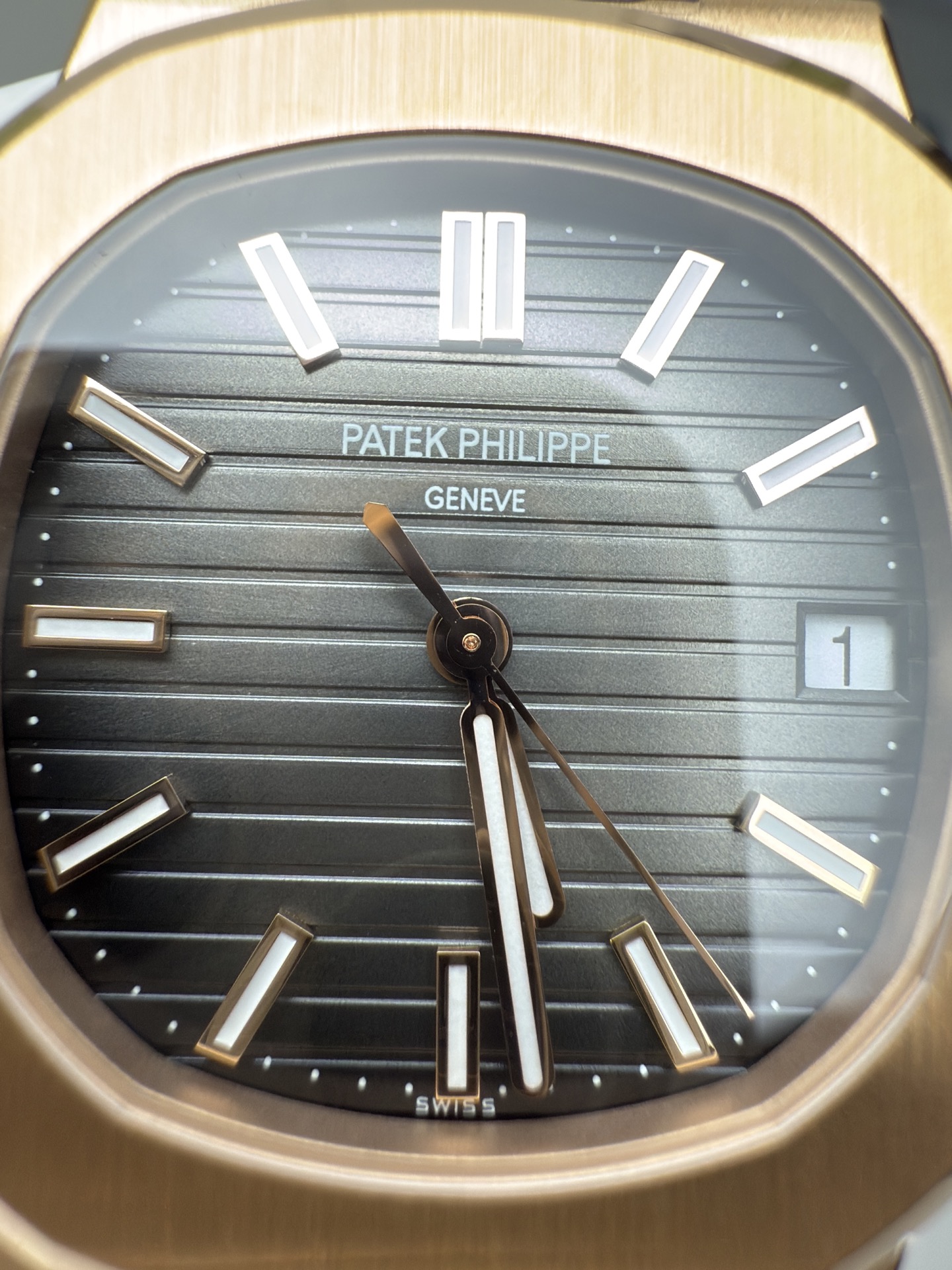Patek Philippe 3K 玫瑰金灰面鹦鹉螺