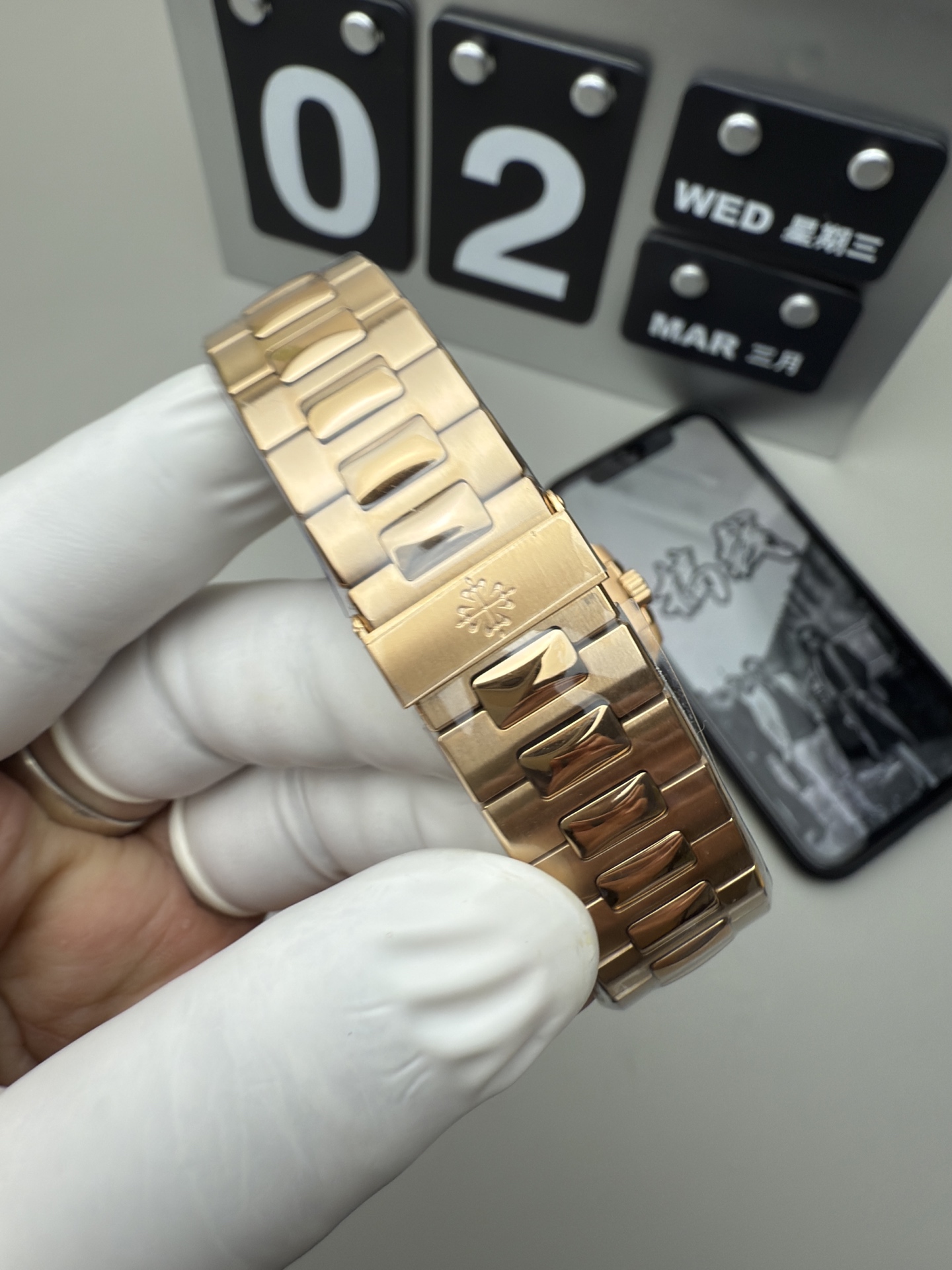 Patek Philippe 3K 玫瑰金灰面鹦鹉螺