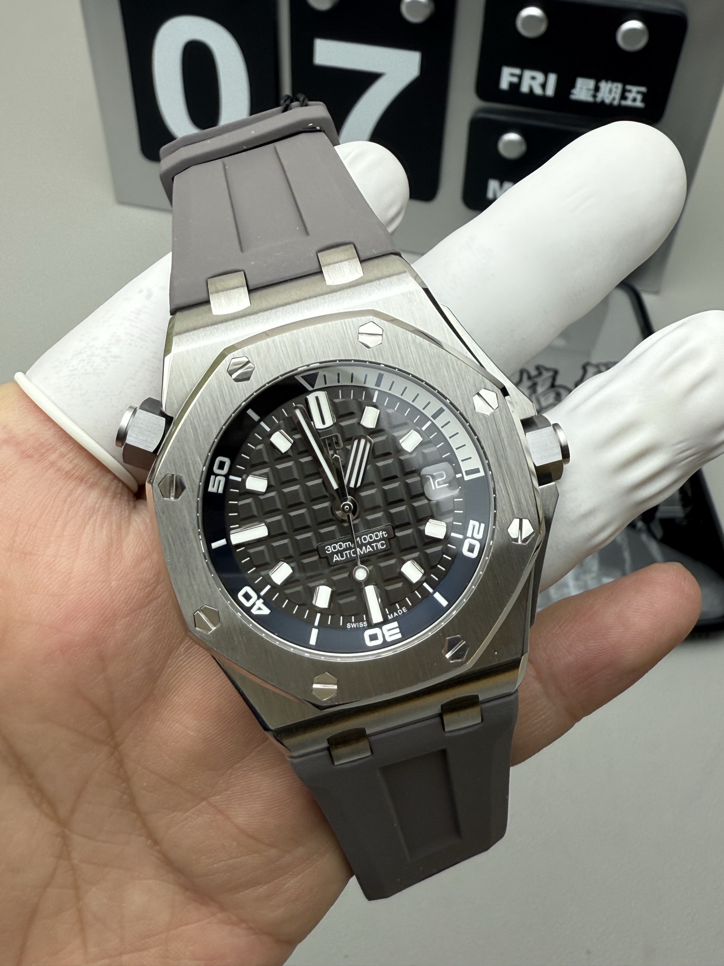 Rolex 皇家橡树 15720