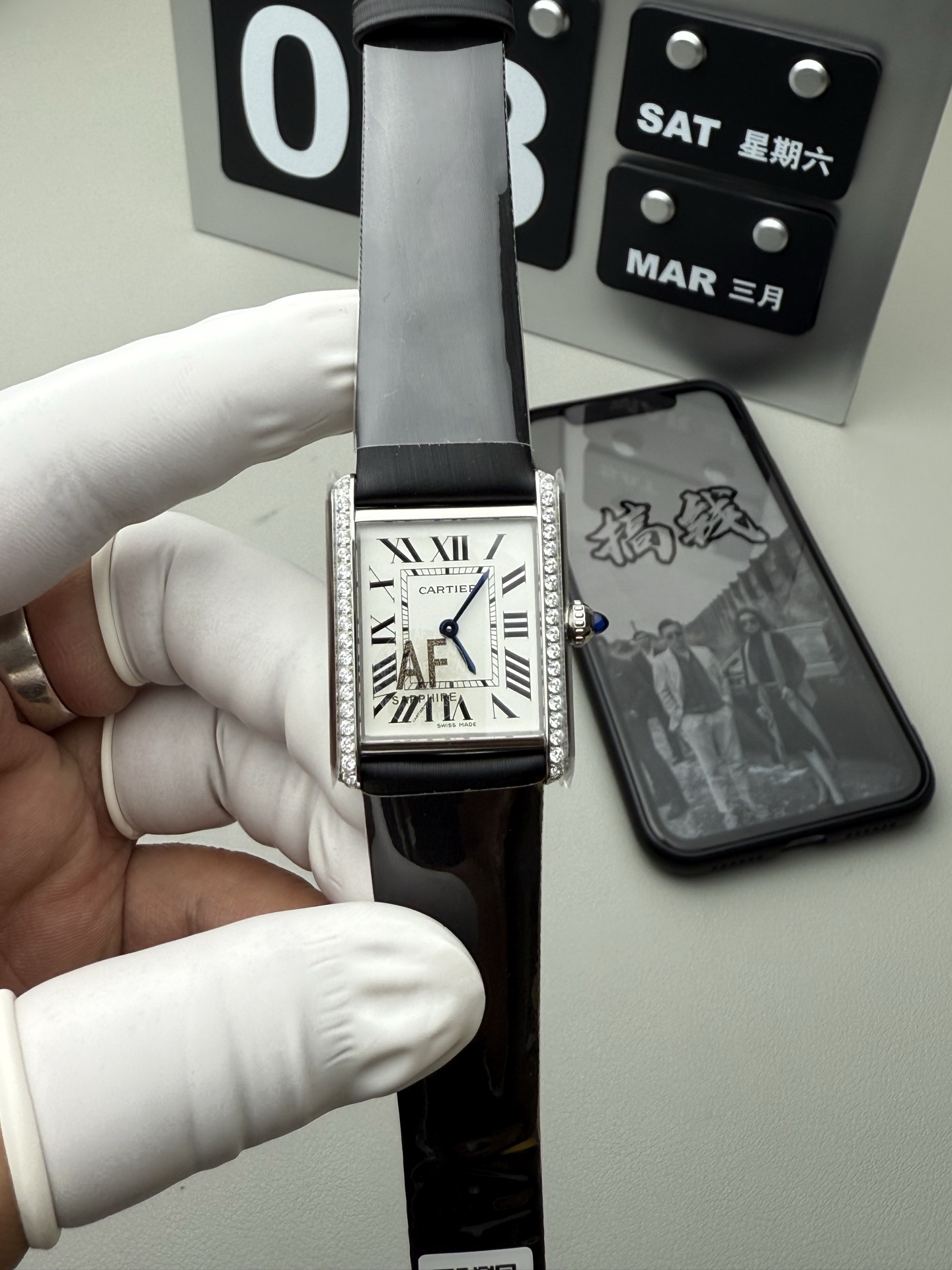Cartier AF 钻圈坦克