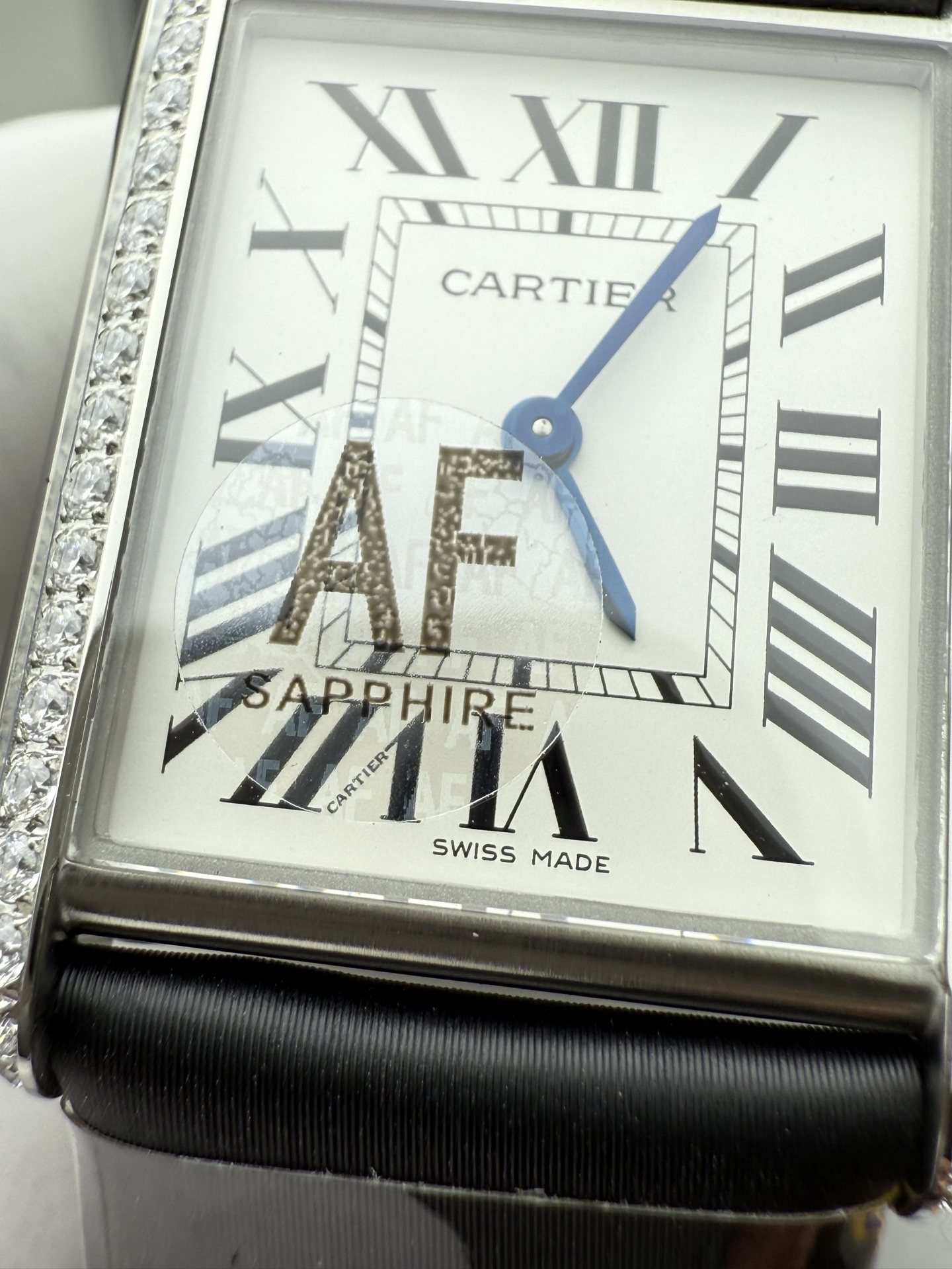 Cartier AF 钻圈坦克