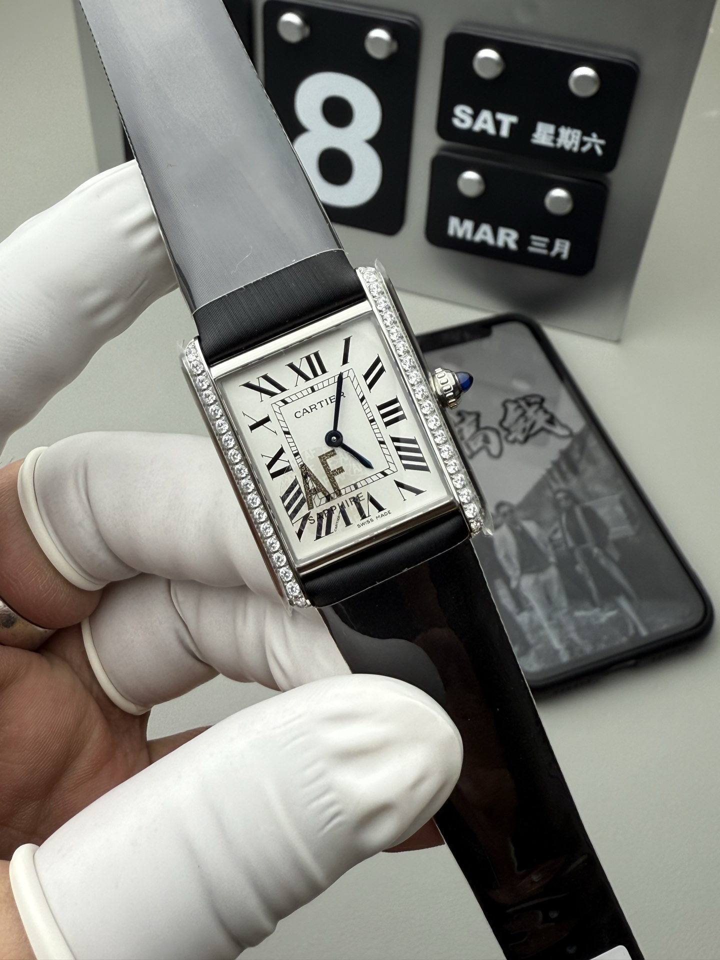 Cartier AF 钻圈坦克