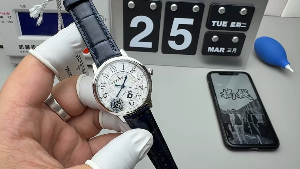 Cartier APS 光圈约会