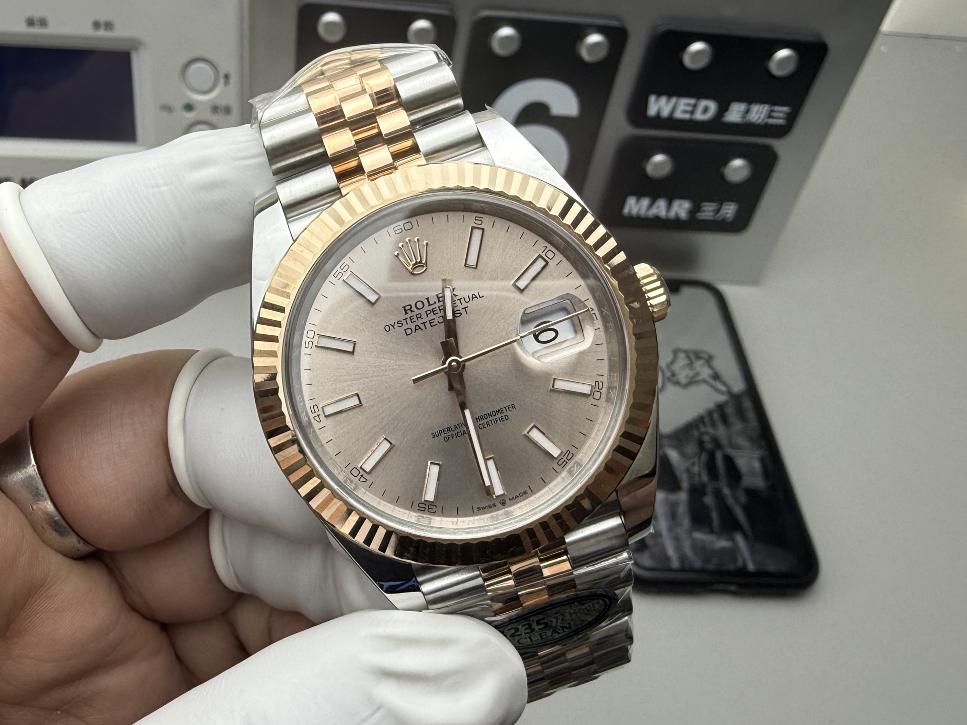 Rolex 玫瑰粉日志