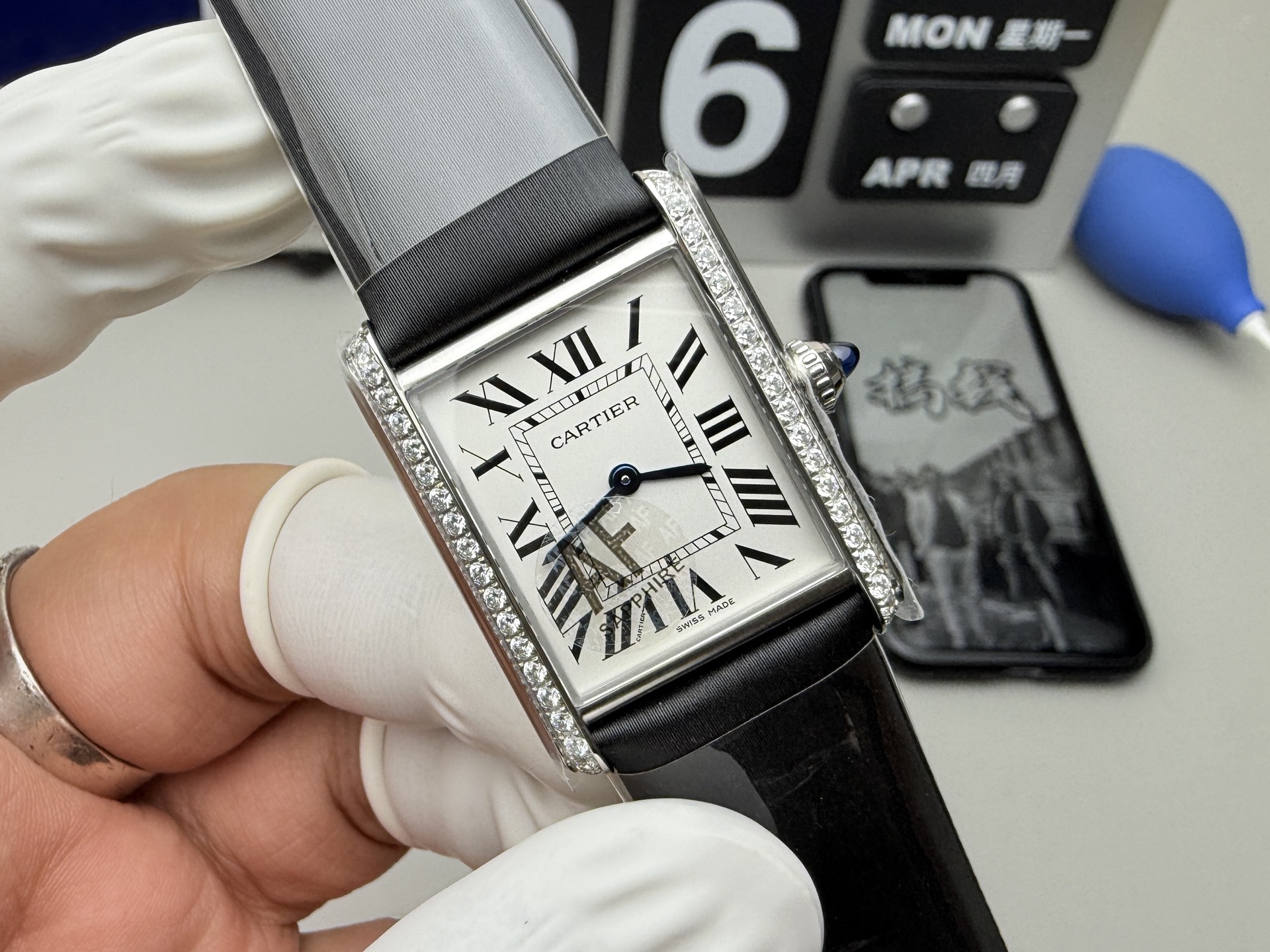 Cartier AF 钻圈坦克