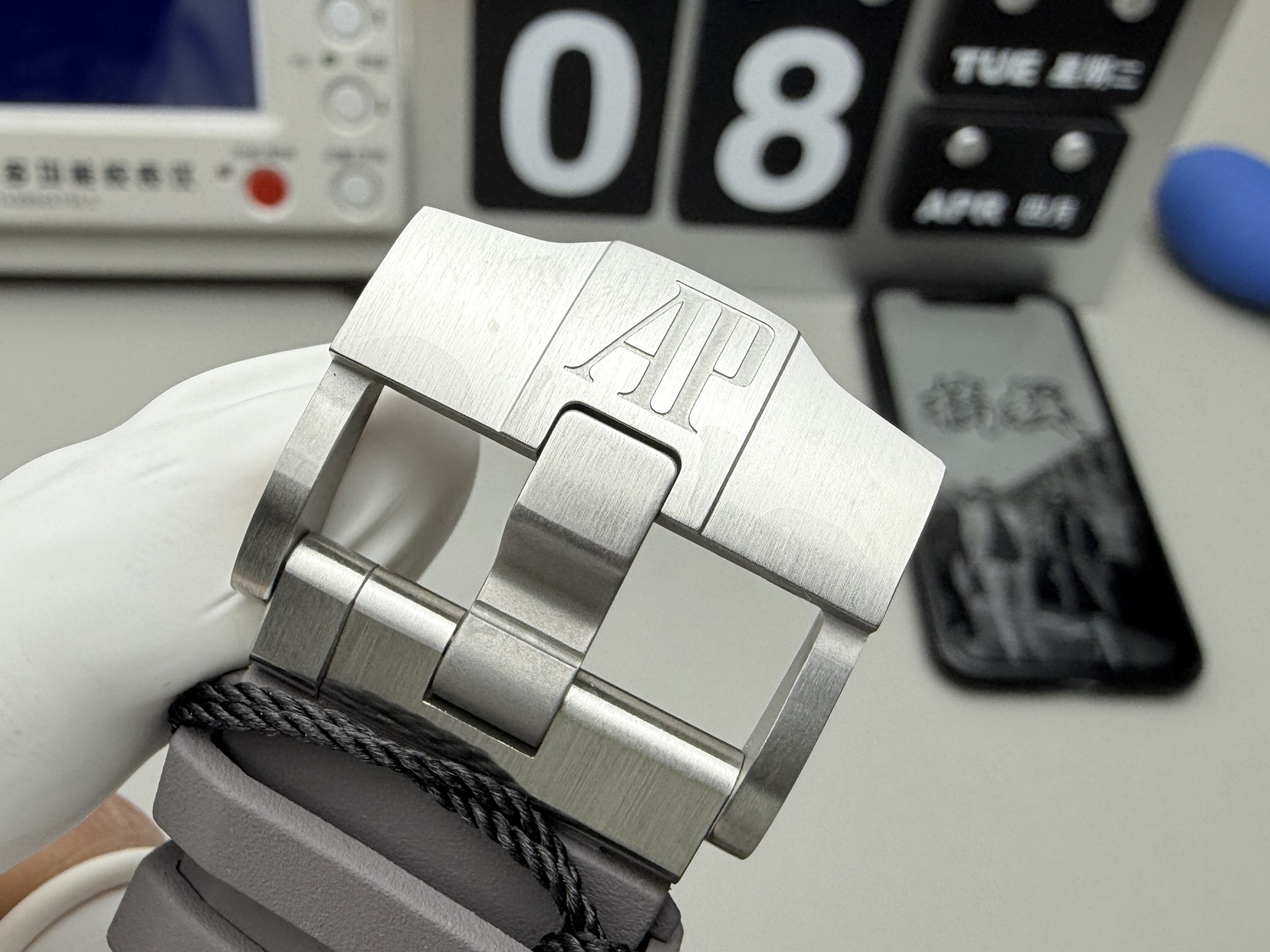 Rolex 皇家橡树 15720