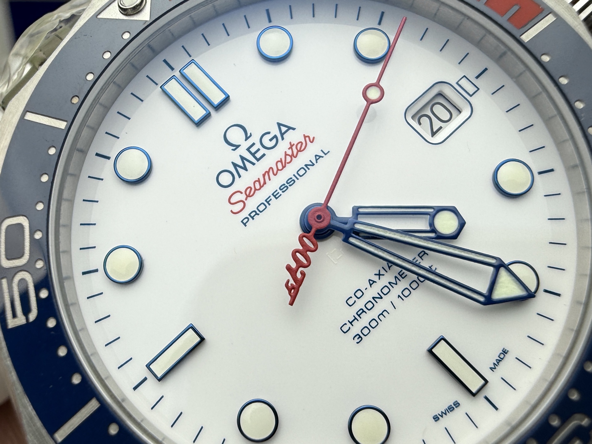 Omega OM 海马指挥官