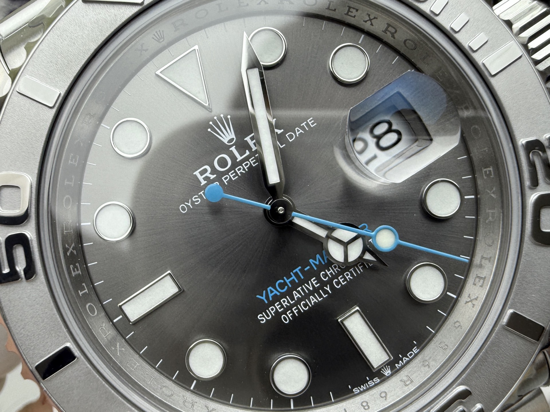 Rolex 灰游艇