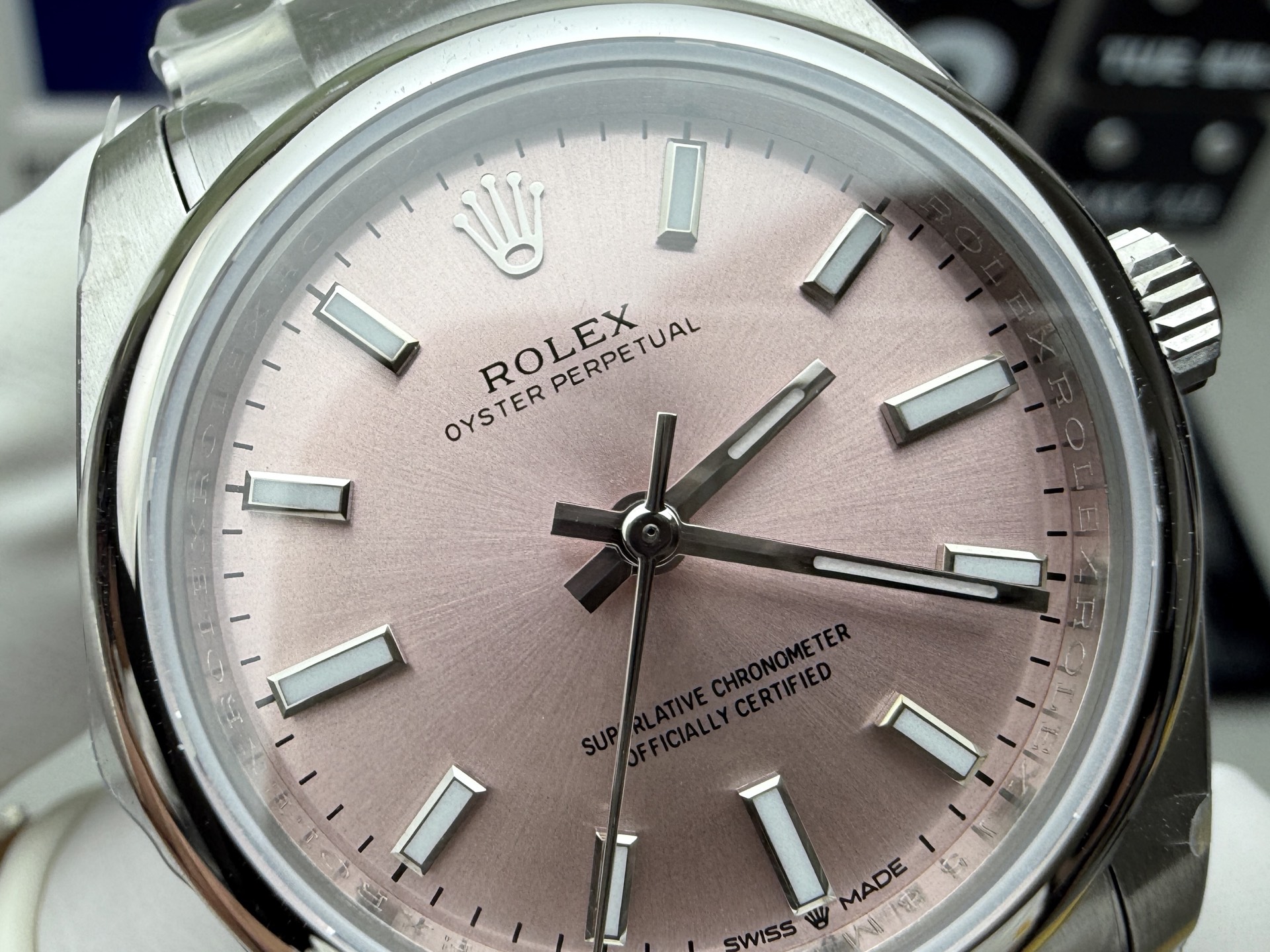 Rolex N+ 粉恒动 2232机芯