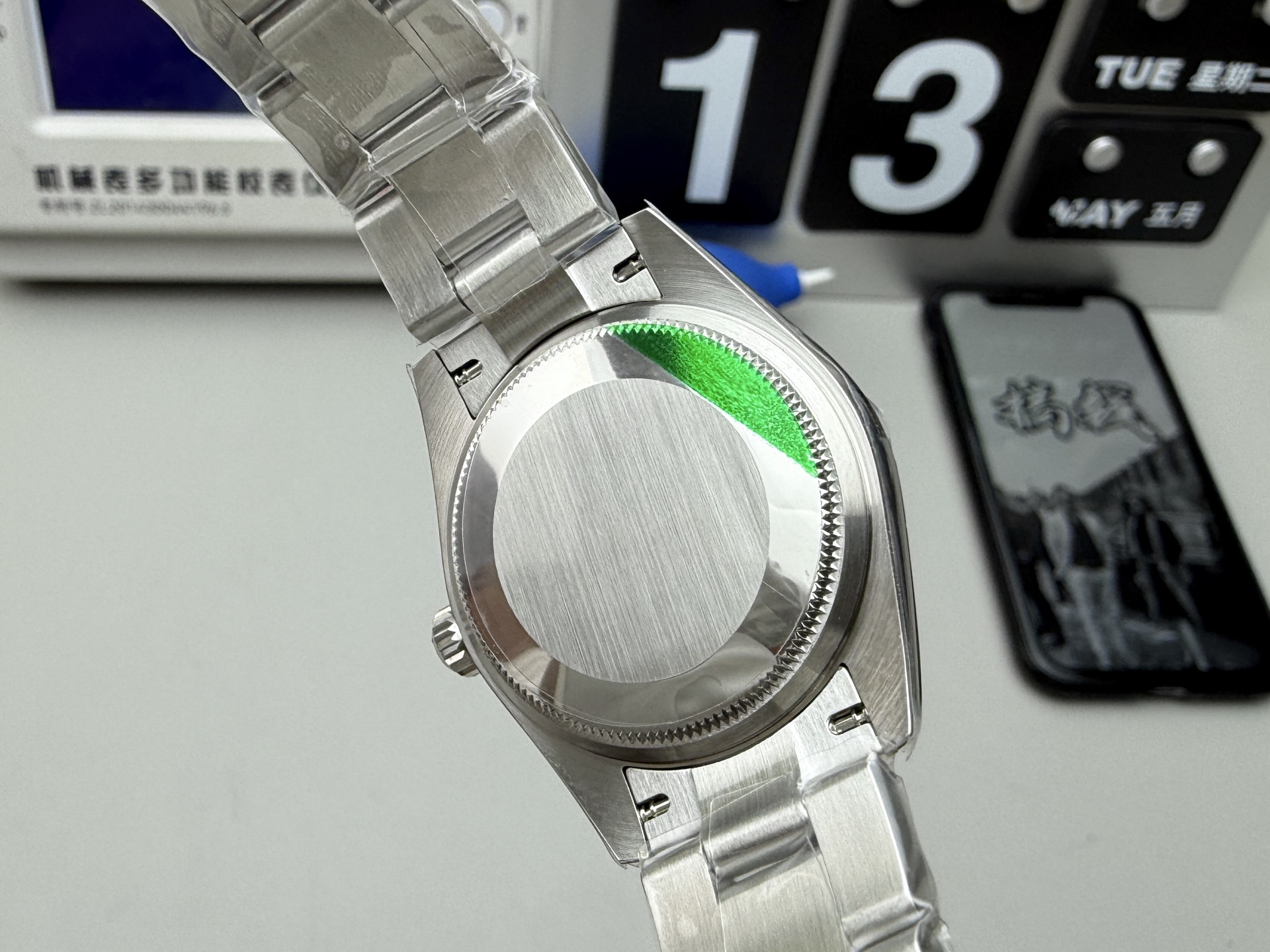 Rolex N+ 粉恒动 2232机芯