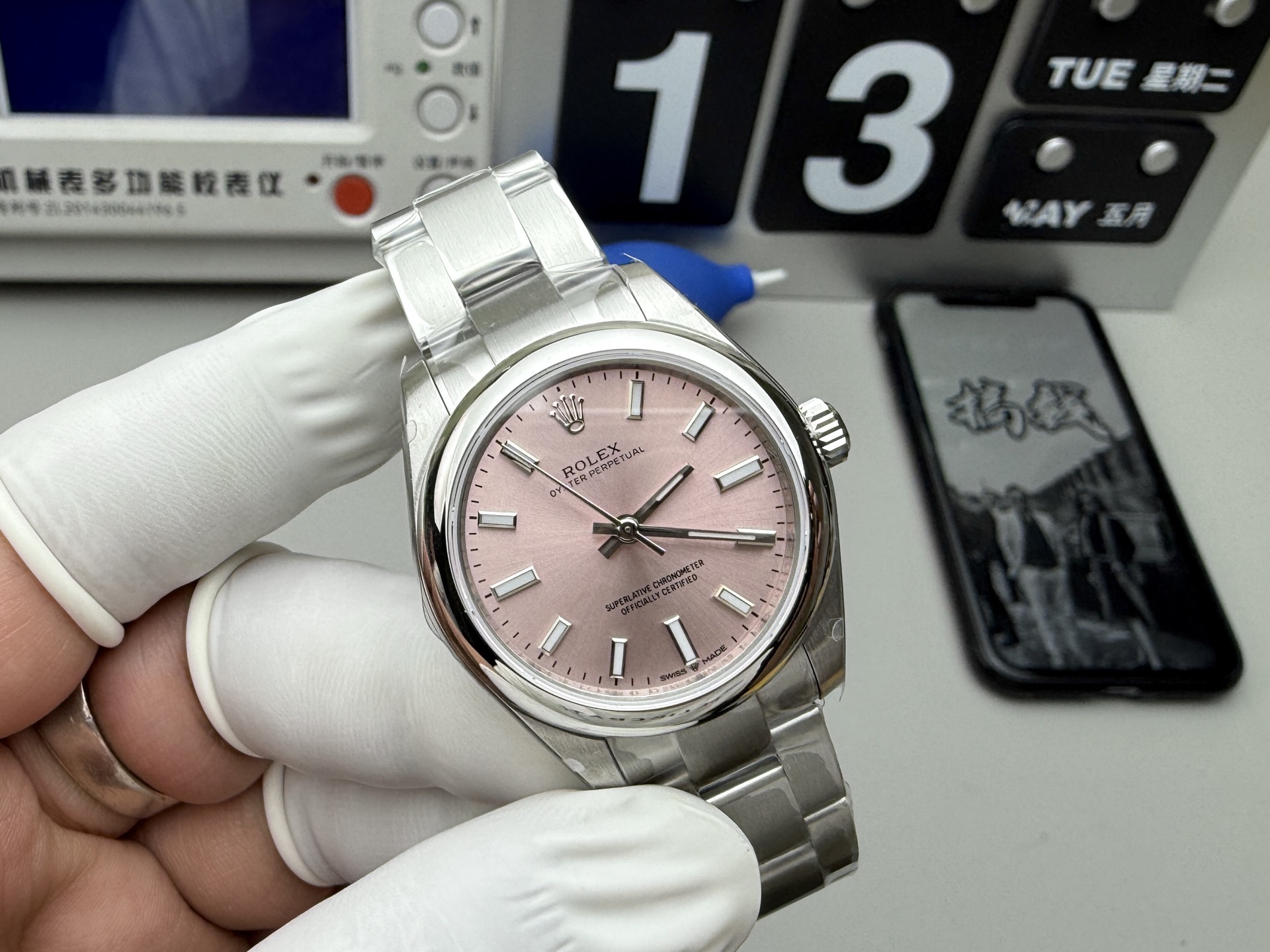 Rolex N+ 粉恒动 2232机芯
