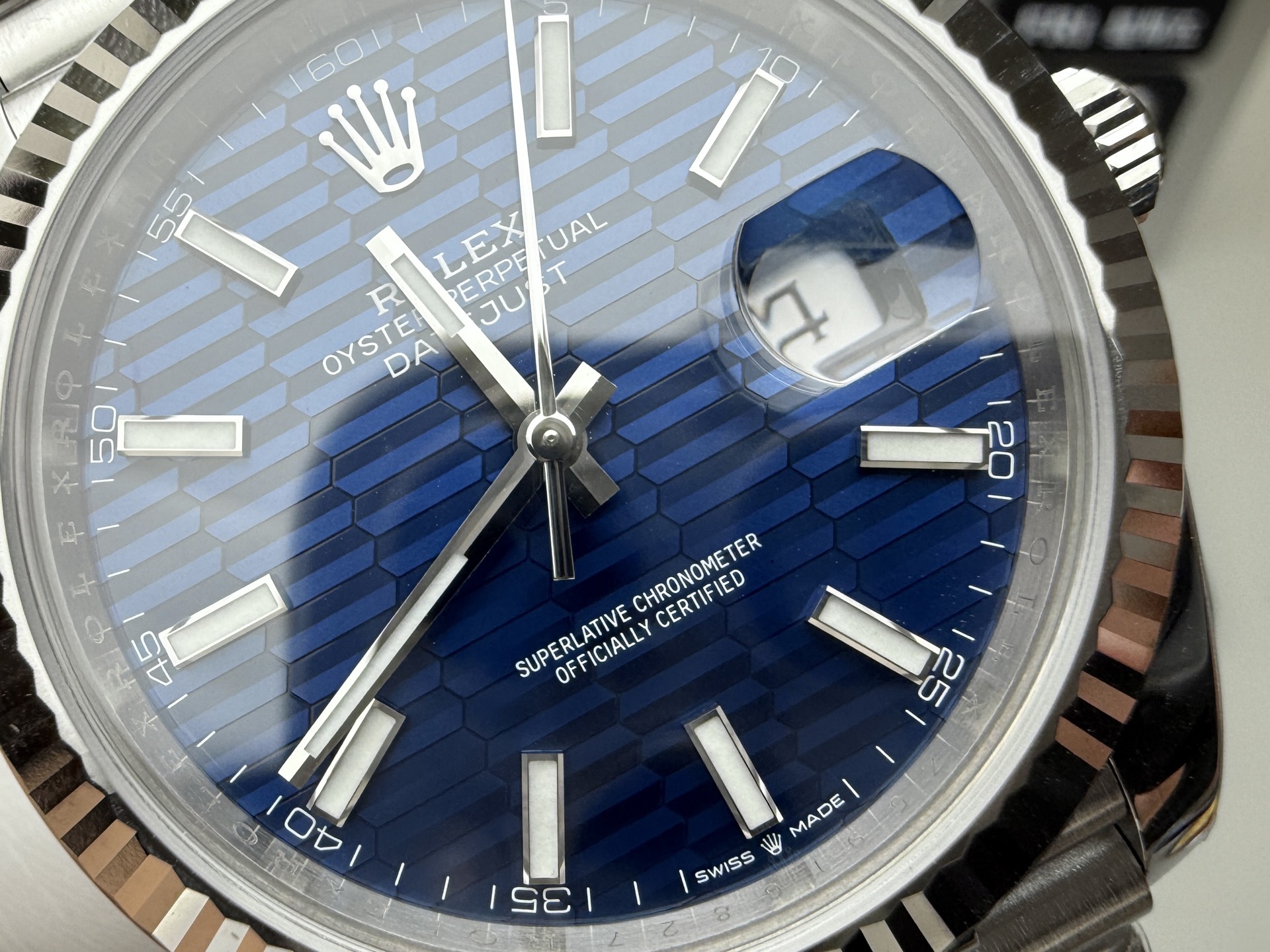 Rolex 蓝格纹日志