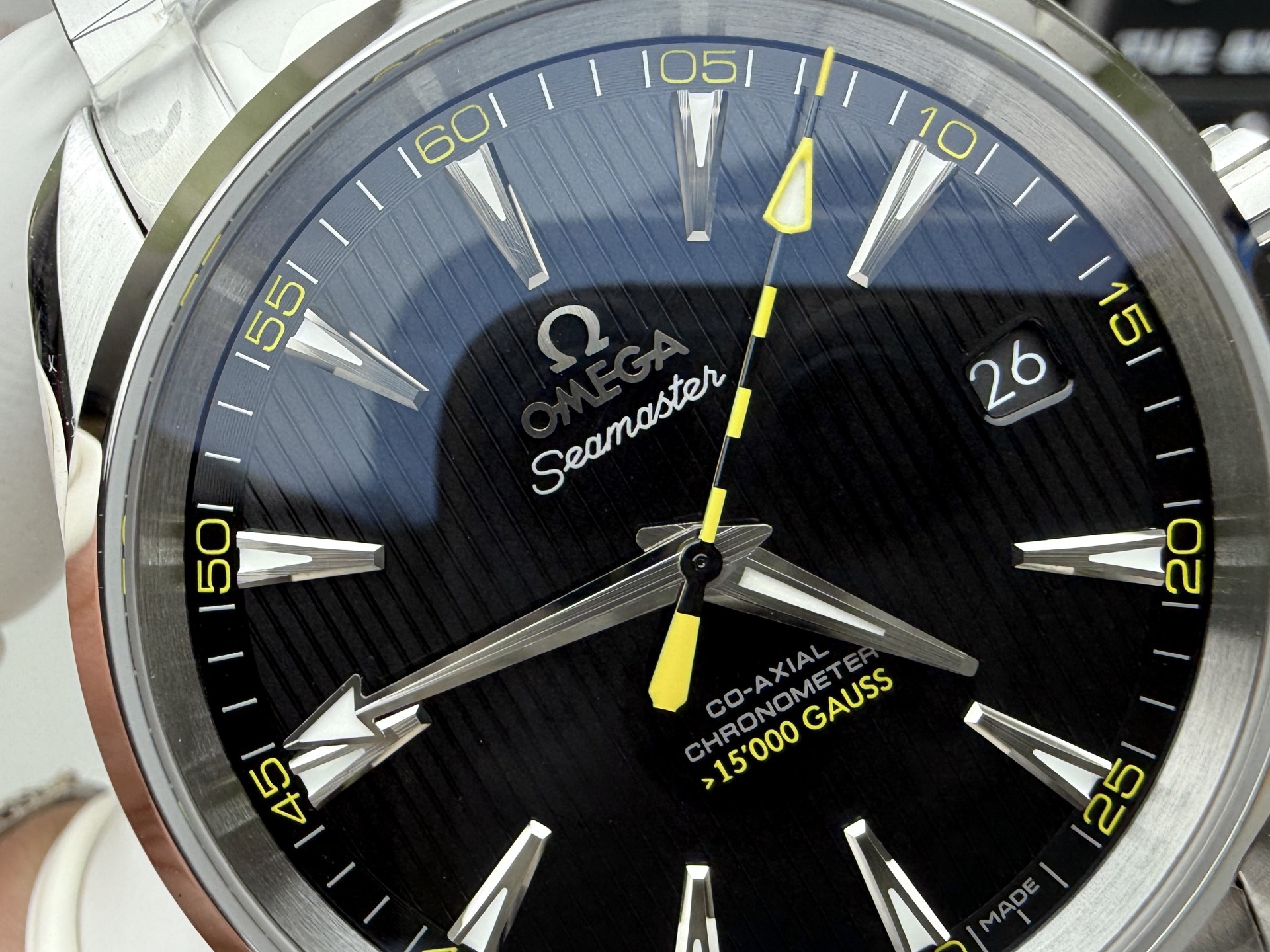 Omega 海马150黄蜂针