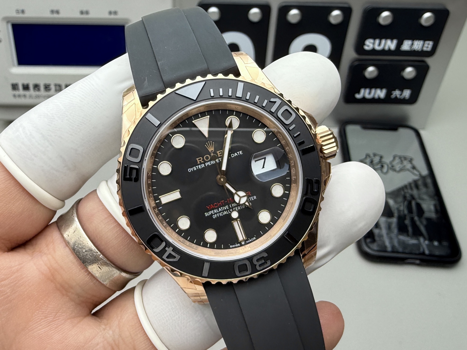Rolex 玫瑰金游艇