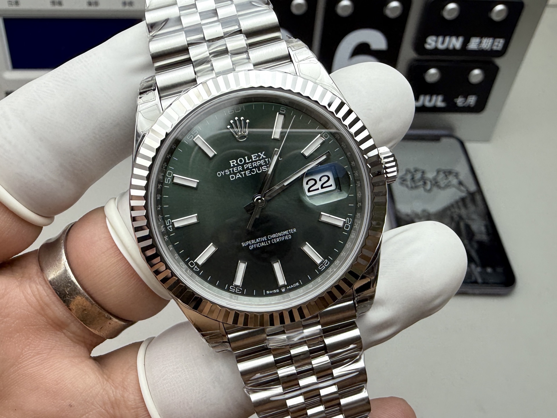 Rolex 薄荷绿日志