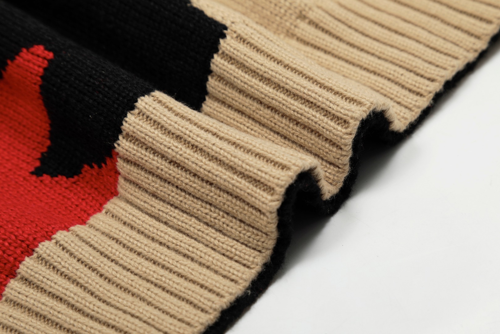 RS Vivi140: Luxurious Wool Fall/Winter Collection with Custom Laser Buttons - 图片 7