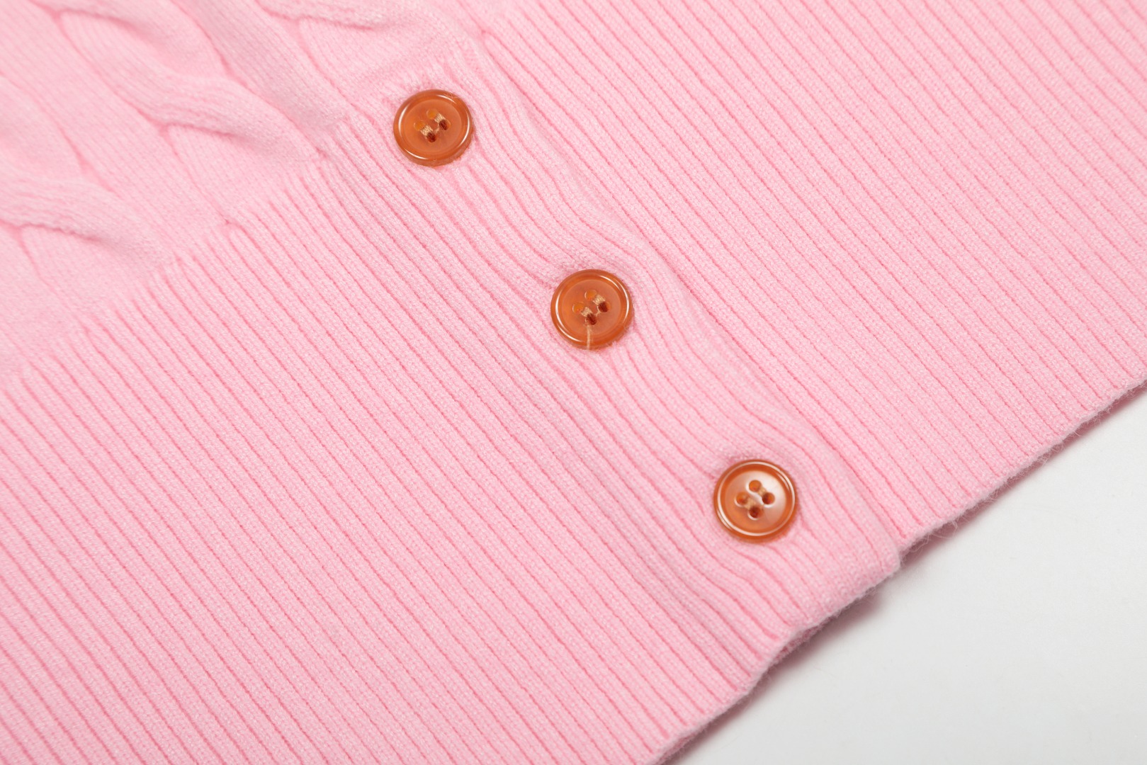 “RS VIVI135# Top Quality Wool Shirts 2024 Collection Overview” - 图片 6