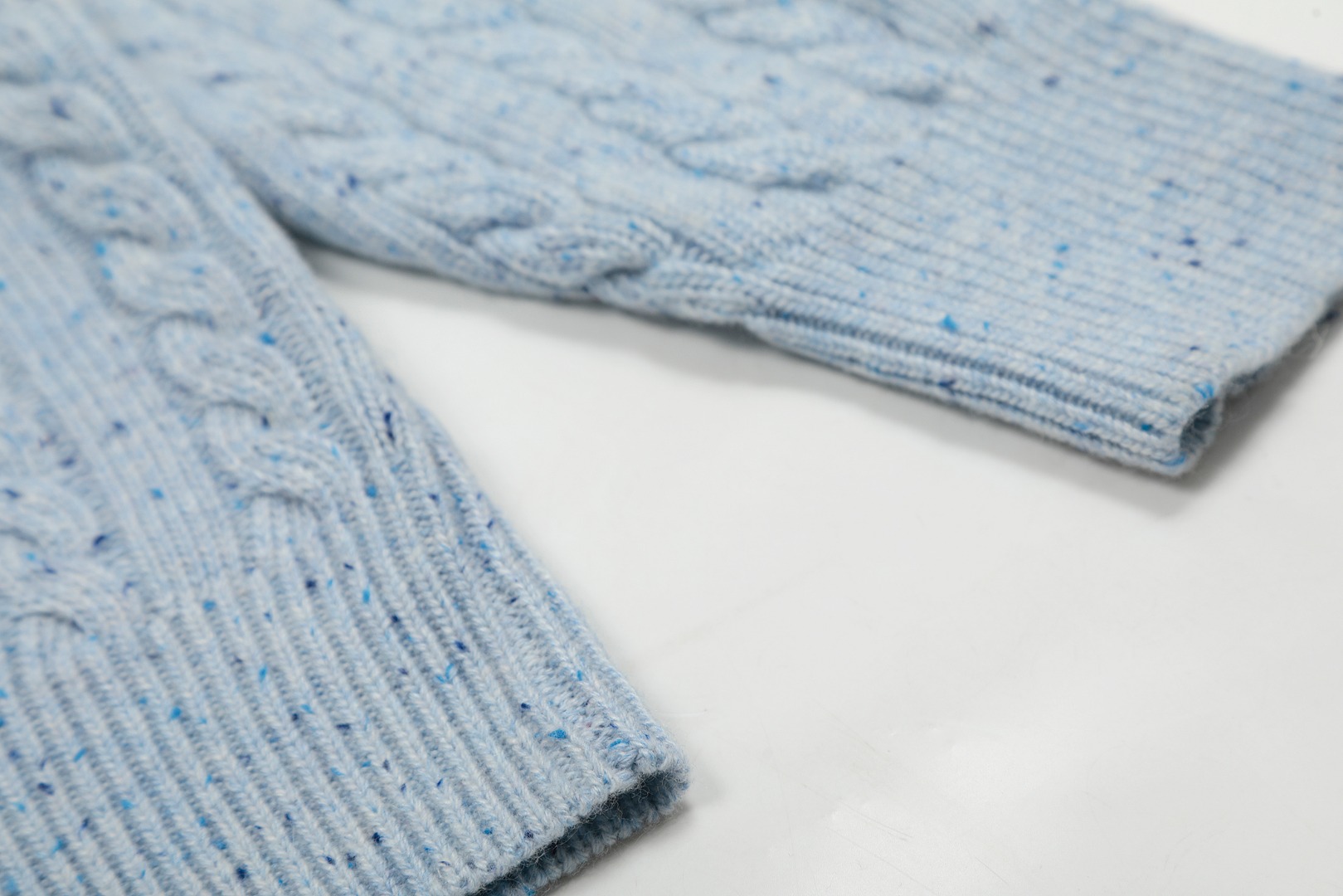 High-Quality Custom Sweaters: RS VIVI143 Collection Overview - 图片 8