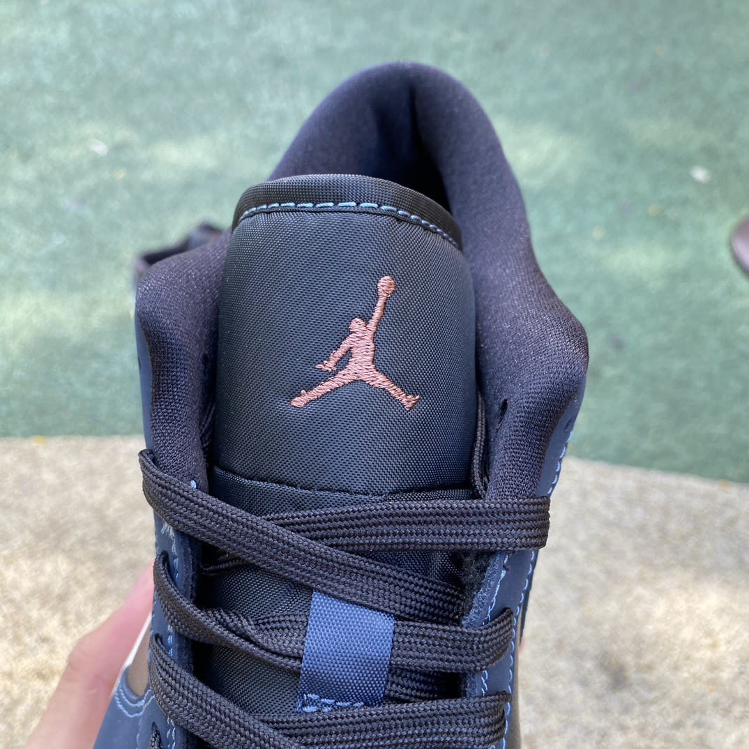 aj1黑白蓝low尺码35.5-46AirJordan1LOWSE黑白蓝刺绣拼接男女低帮篮球鞋FJ547