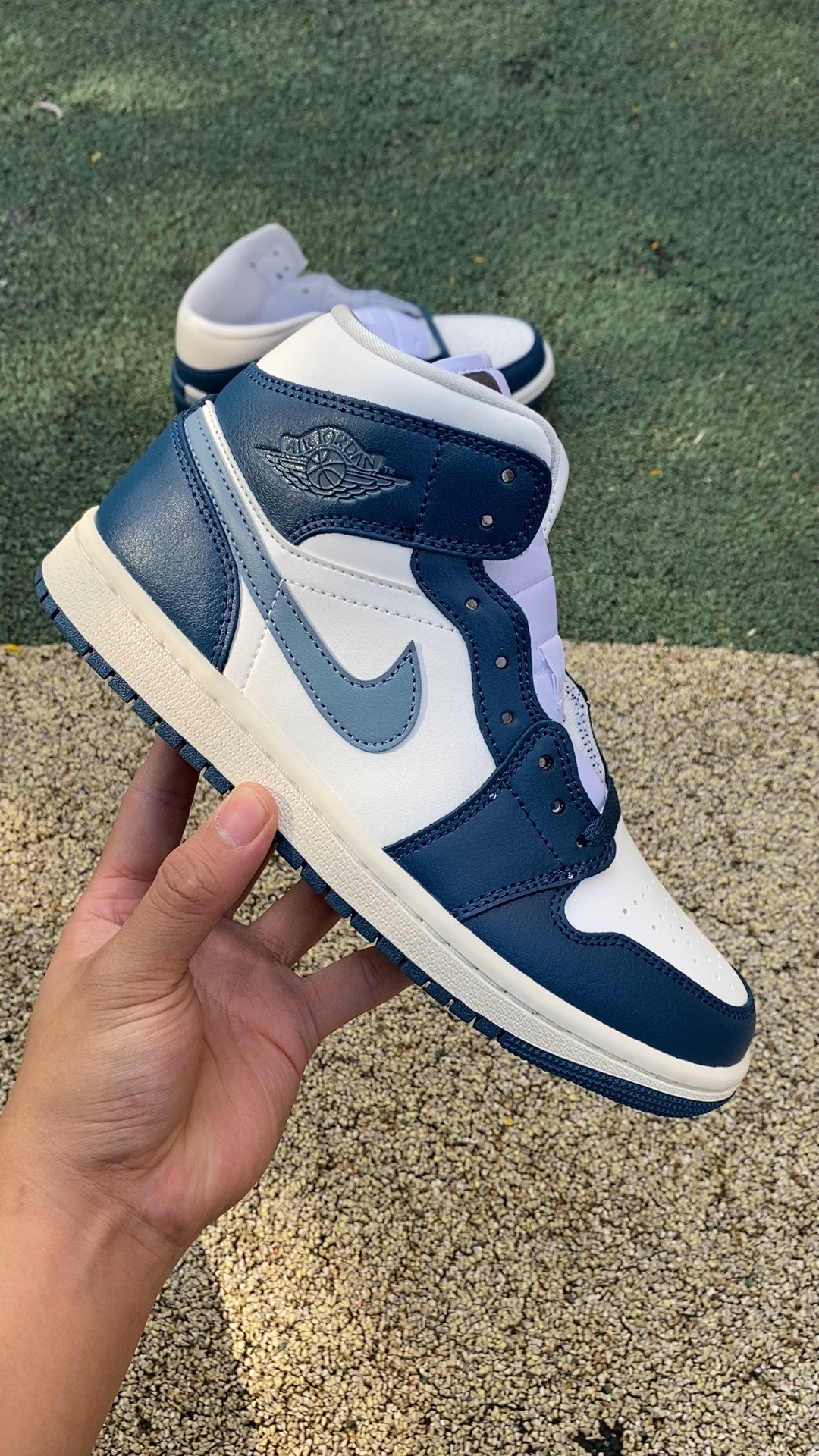 aj1mid白蓝尺码35.5-40AirJordan1Mid白蓝防滑耐磨中帮女子休闲篮球鞋BQ6472-