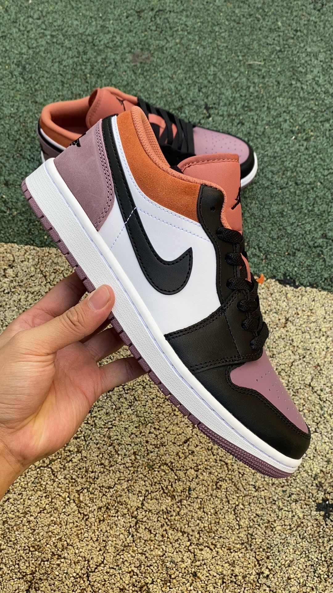 aj1白褐紫low尺码40-46纯原版️️AirJordan1LowAJ1白褐紫帮复古篮球鞋FB9907