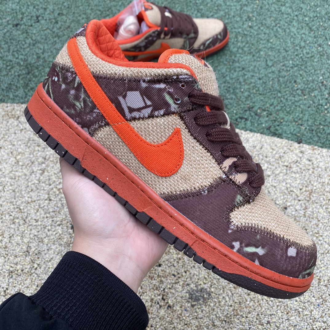 Dunk棕橙色 s2纯原版‼️
尺码：40-47 特价😇
Nike SB Dunk Low “Hunte