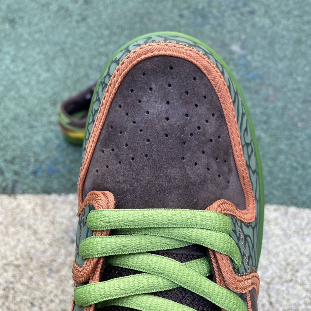 特价s2纯原版 Dunk 绿棕色 尺码：40-44