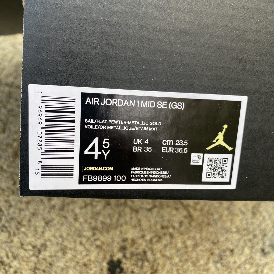 aj1Mid米白灰尺码35.5-40纯原版️AirJordan1MidAJ1女子丝绒拼接中邦复古篮球鞋板