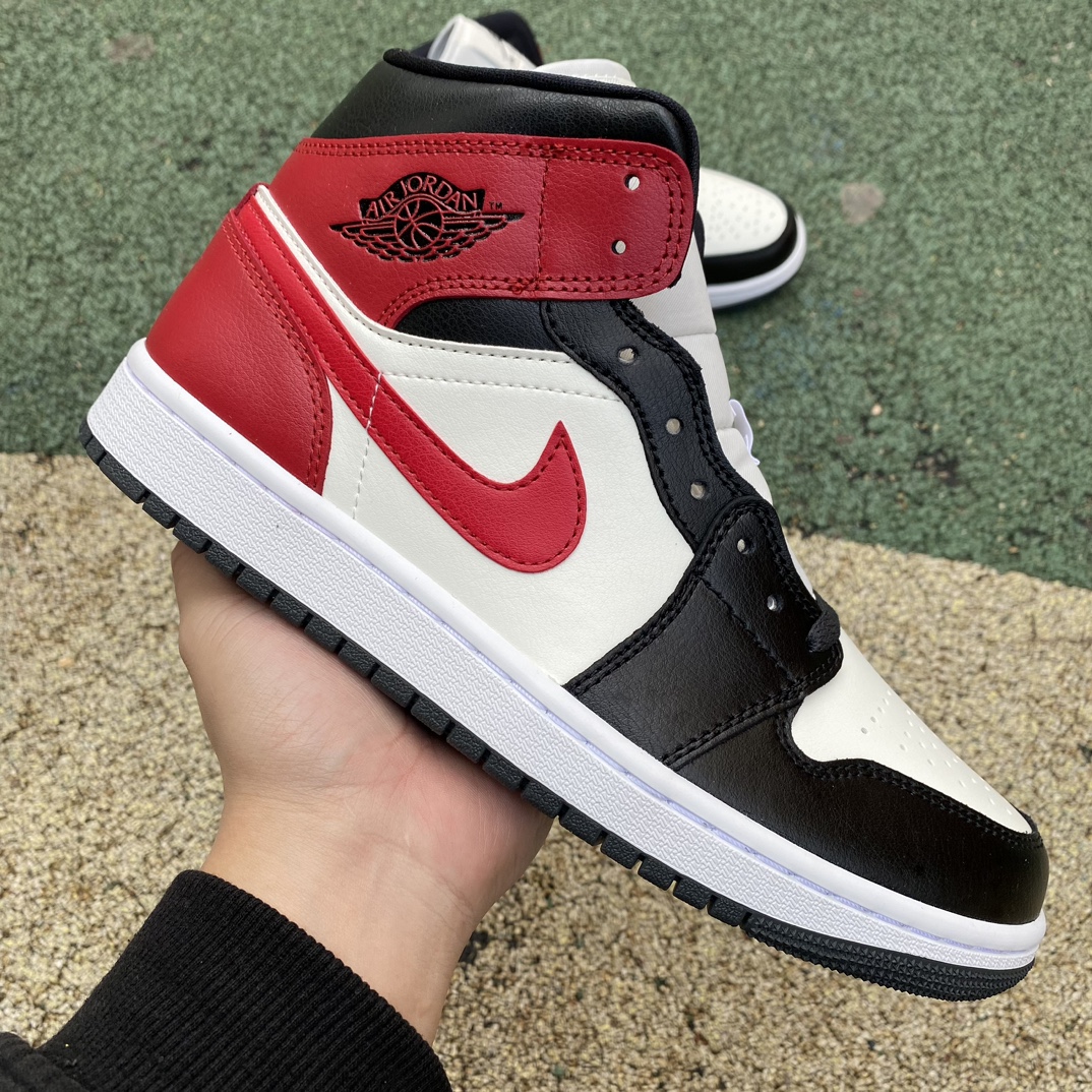 aj1Mid黑白红尺码35.5-46纯原版️AirJordan1MidAJ1黑红色中帮复古篮球鞋BQ64