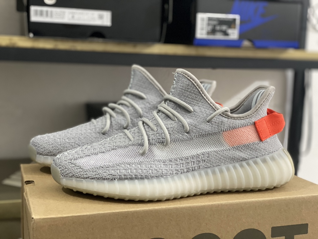 Yeezy 350v2 Real Popcorn Shoes, Sizes: 36-46. Special price, same price