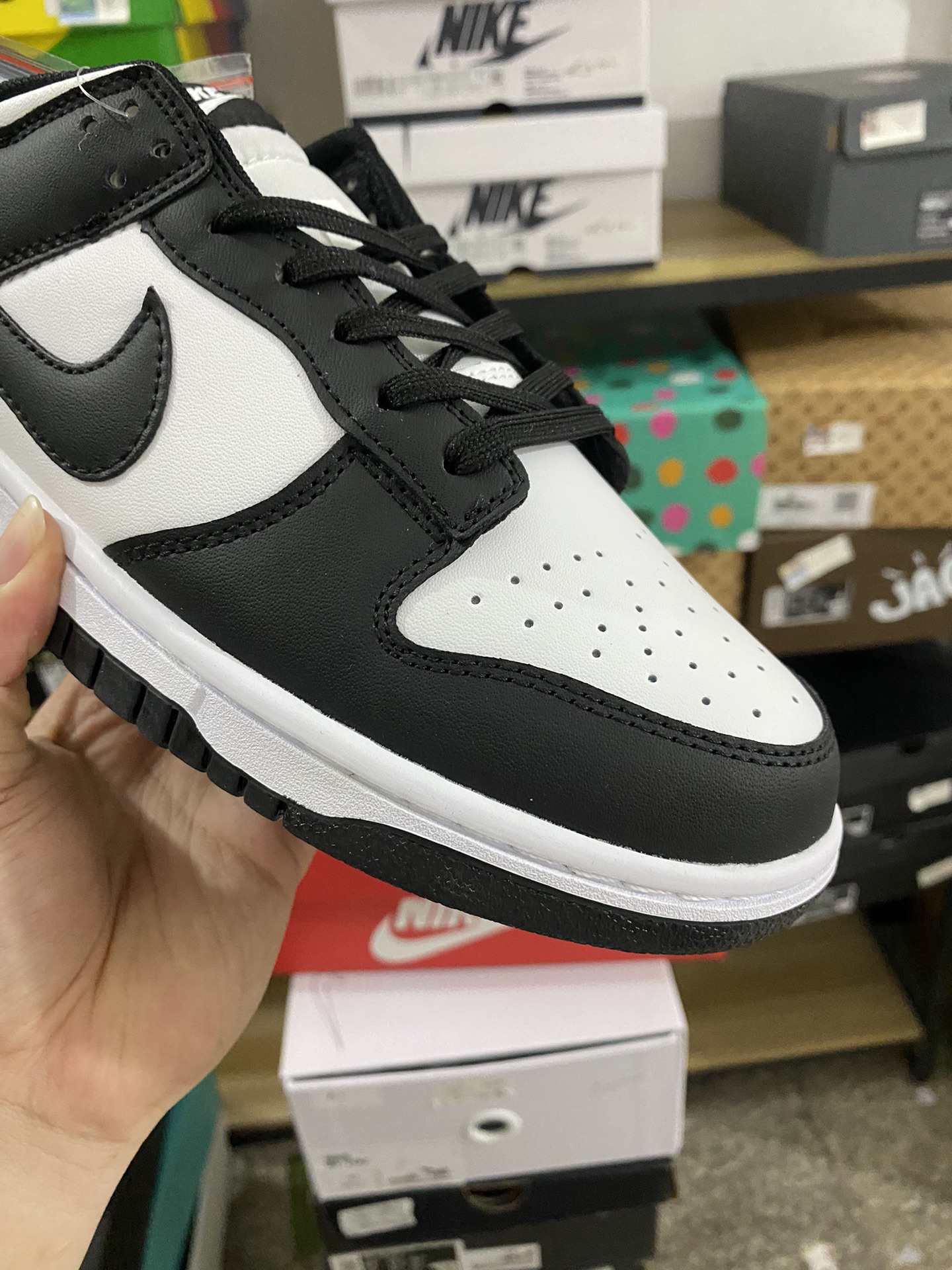 MiniCost Shoe 8
