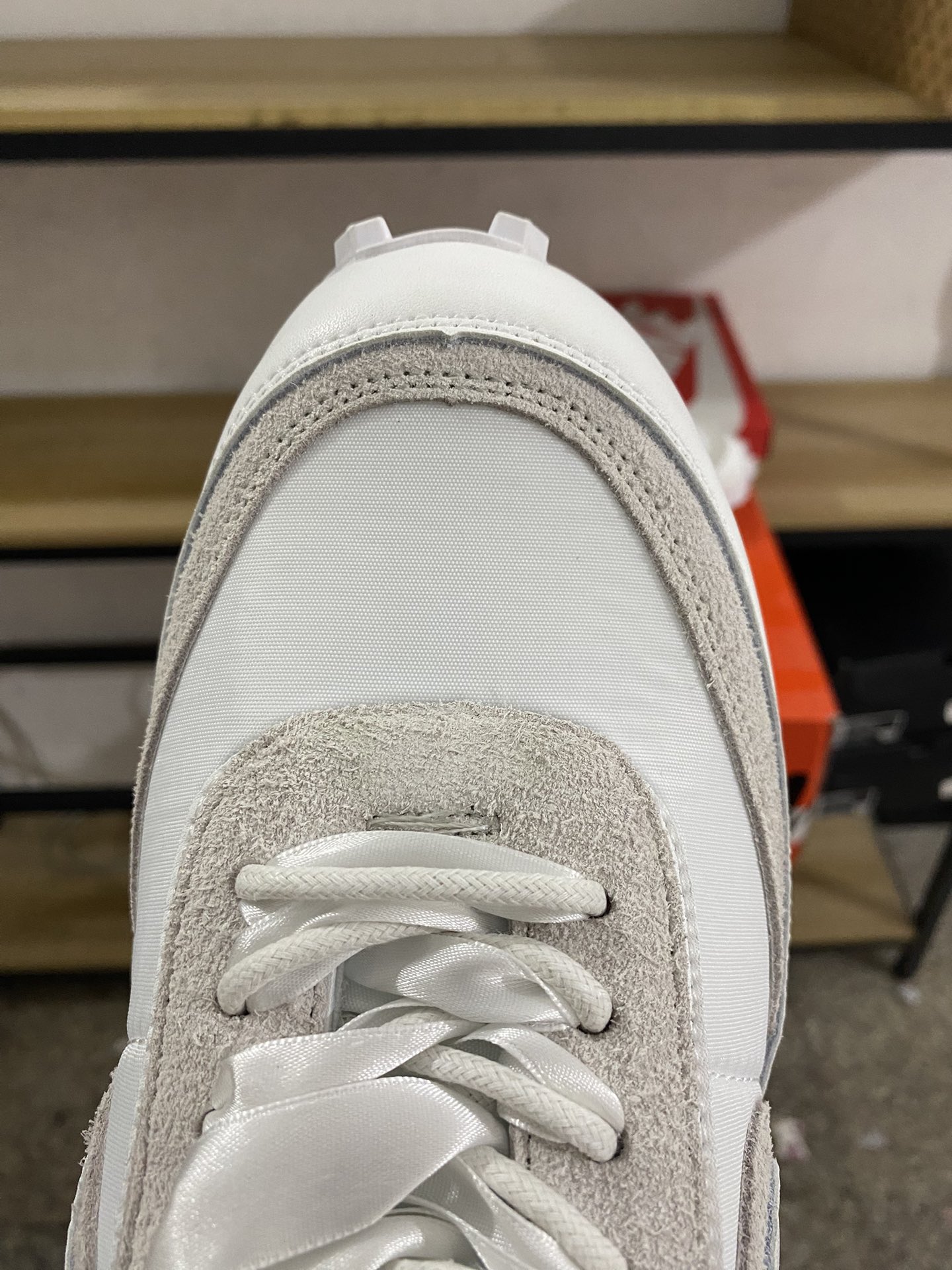 MiniCost Shoe 7