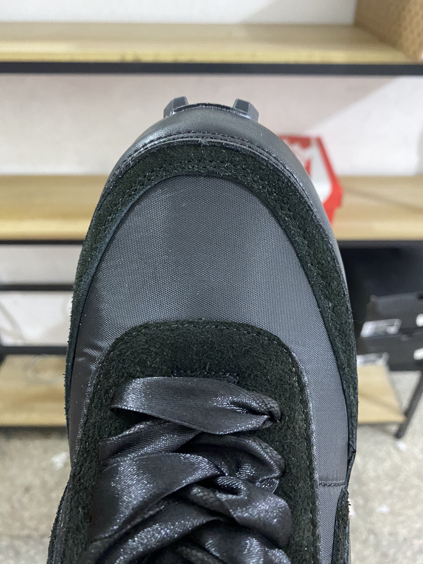 MiniCost Shoe 7