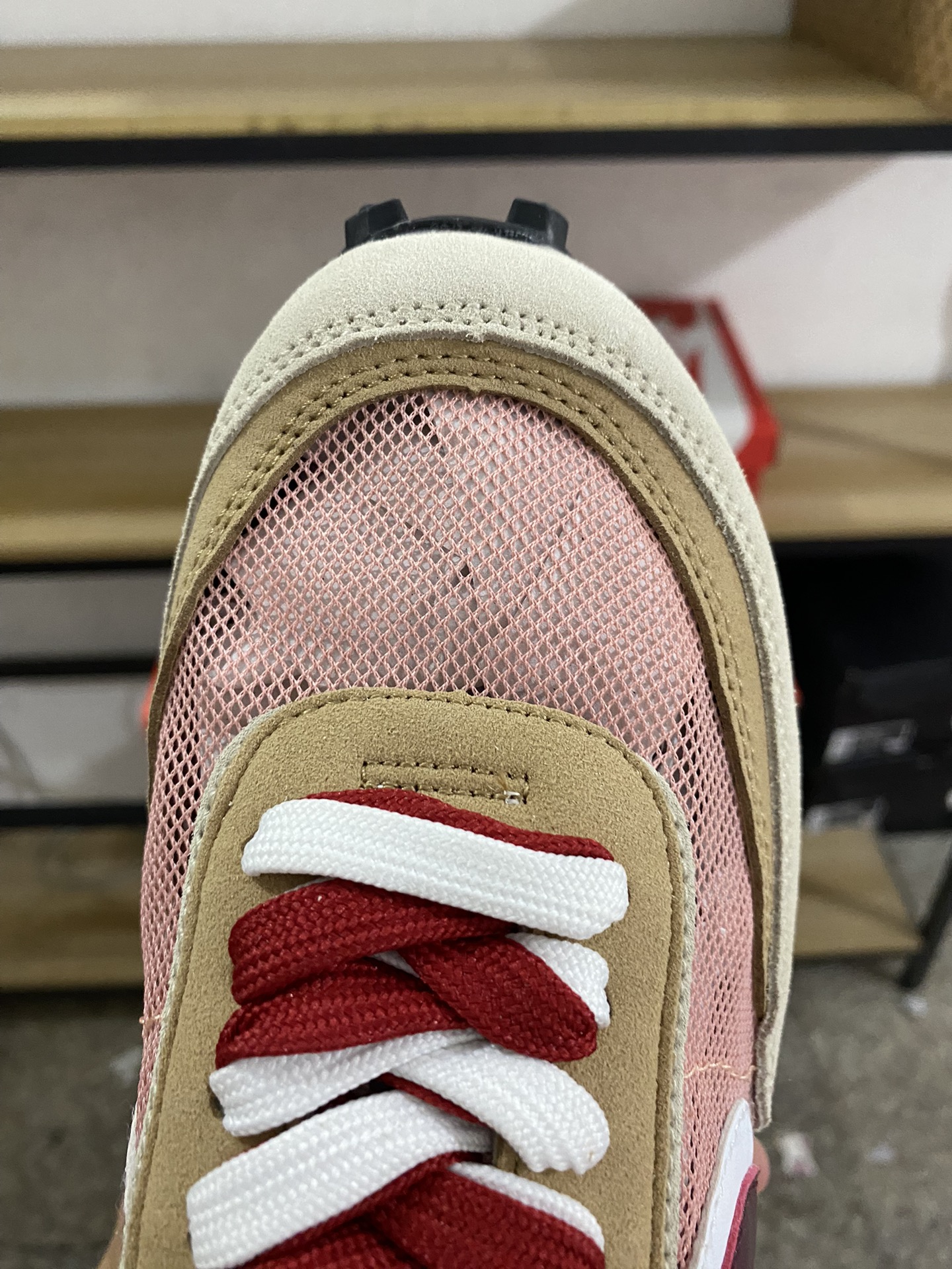 MiniCost Shoe 7