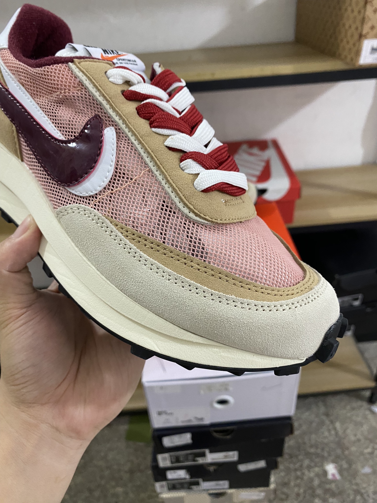 MiniCost Shoe 8