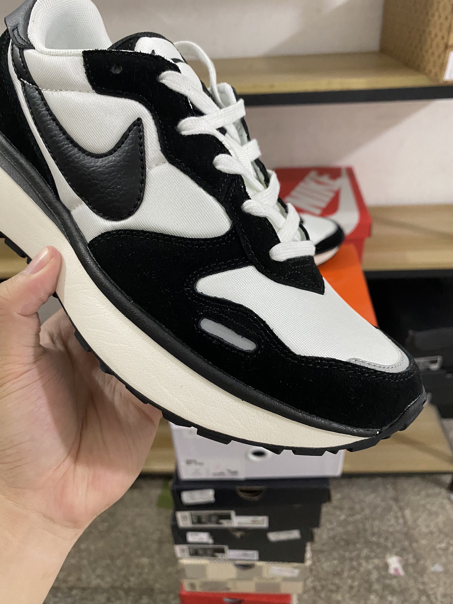 MiniCost Shoe 8