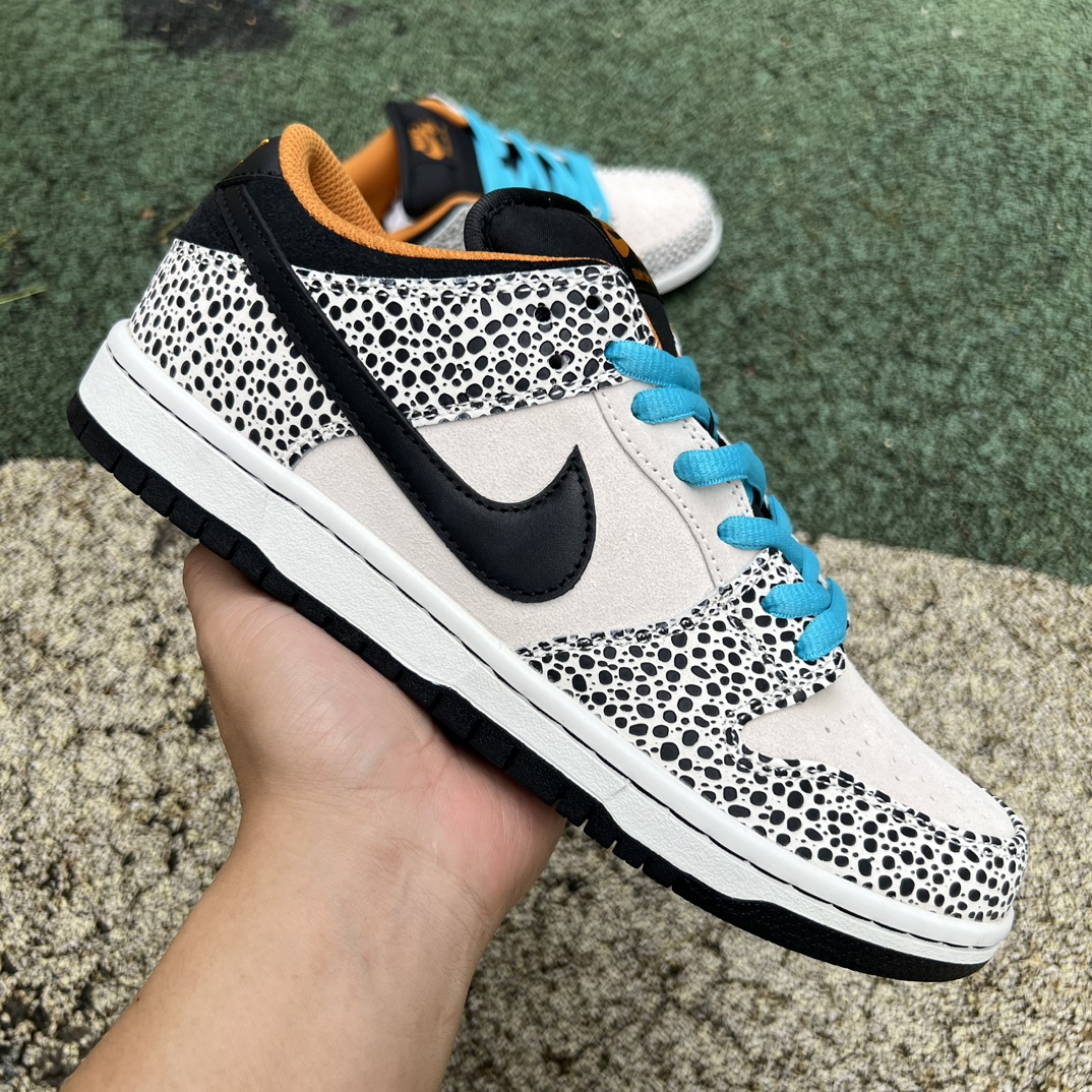 Dunk灰黑棕 斑点狗 s2纯原版‼️
尺码：36-47 特价😇
Nike SB Dunk Low Sa