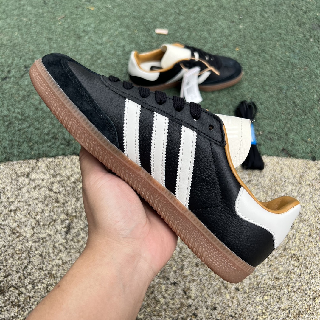阿迪桑巴JJ黑棕色 s2纯原版‼️
尺码：36-43 特价😇 
JJJJound x Adidas Sa