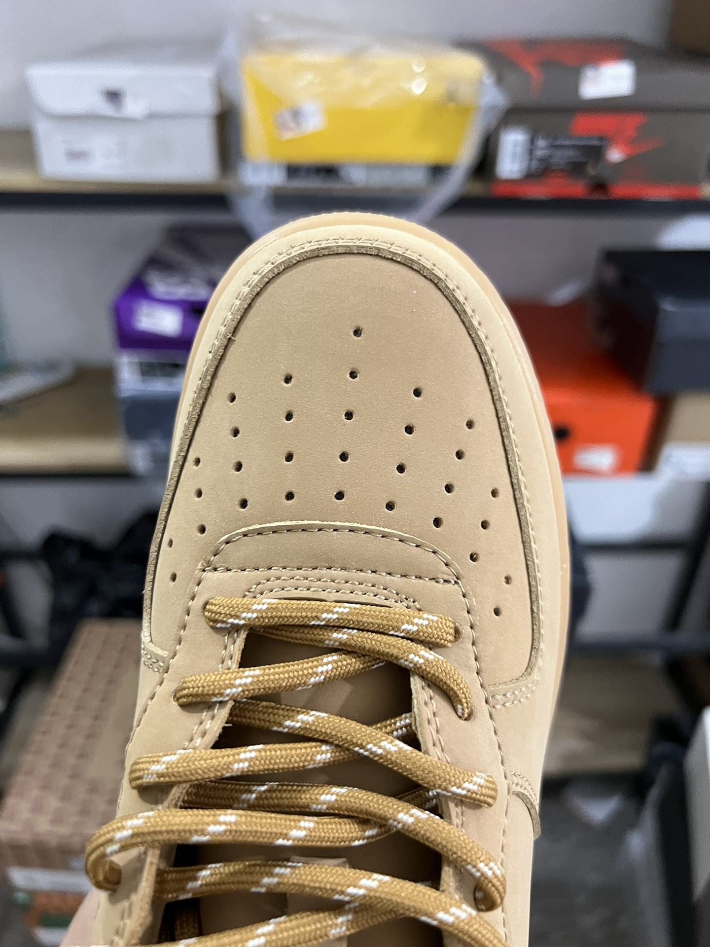 MiniCost Shoe 7