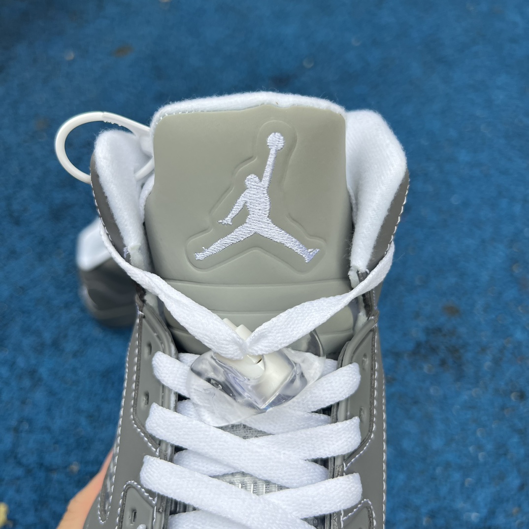 AirJordan5wolfgreyAJ5狼灰大灰狼白136027-005aj5灰狼尺码40-47.5