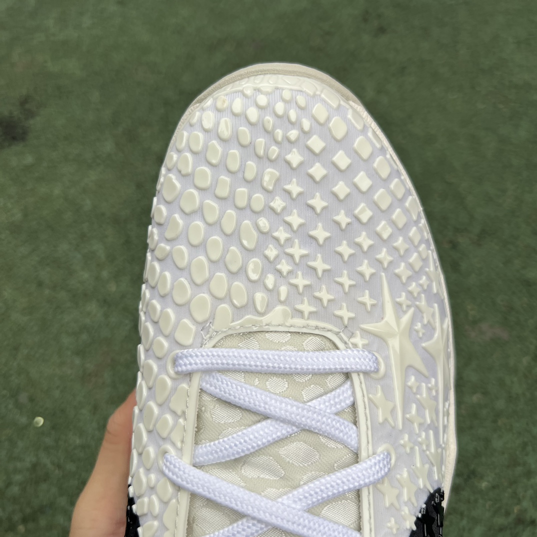 科比6白蛇 全明星2.0 s2纯原版‼️
调价😇 
尺码：40-48.5，Nike Kobe 6 Pro
