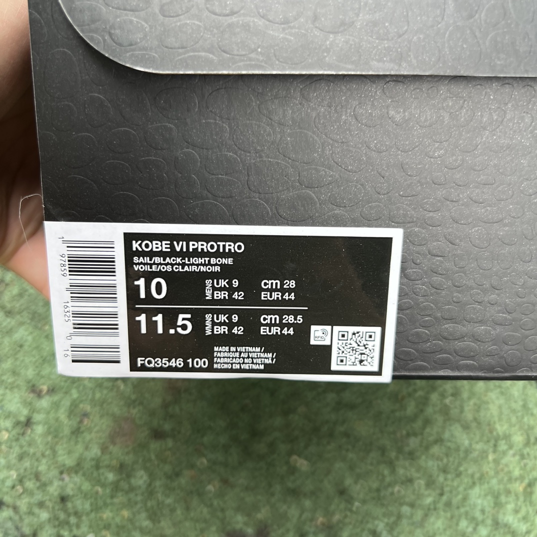 科比6白蛇 全明星2.0 s2纯原版‼️
调价😇 
尺码：40-48.5，Nike Kobe 6 Pro