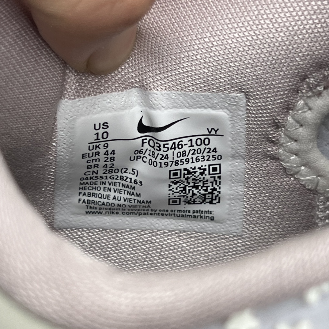 科比6白蛇 全明星2.0 s2纯原版‼️
调价😇 
尺码：40-48.5，Nike Kobe 6 Pro