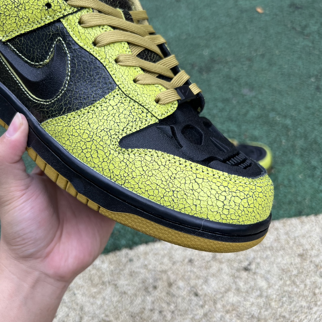 Dunk绿黑万圣节 s2纯原版‼️
尺码：40-47 特价😇
Nike Dunk Low Hallowe