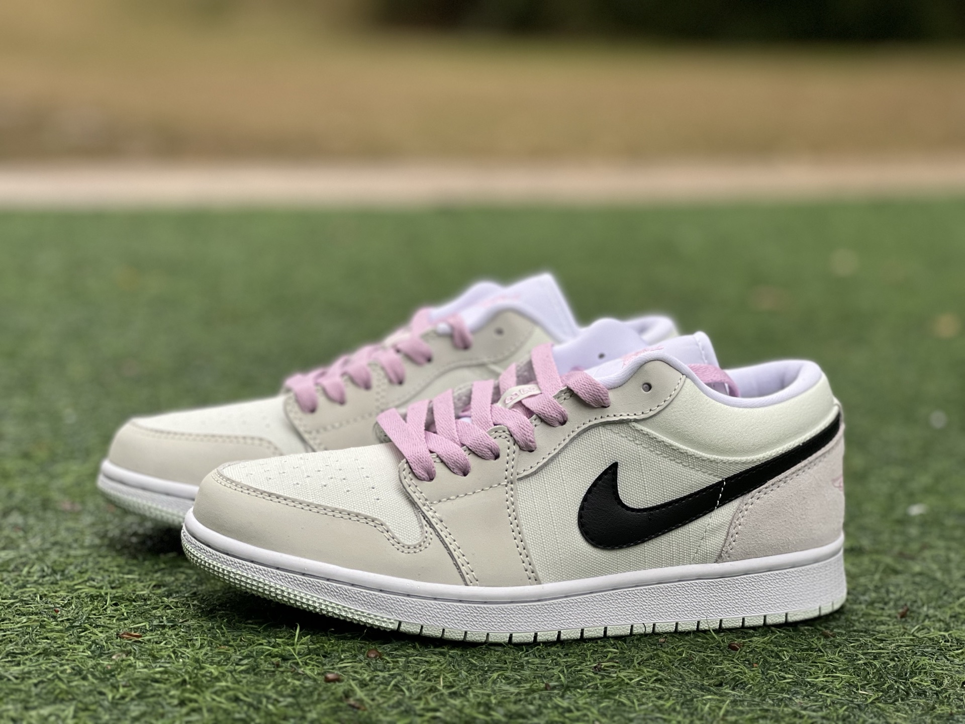 Air jordan 1 low 300