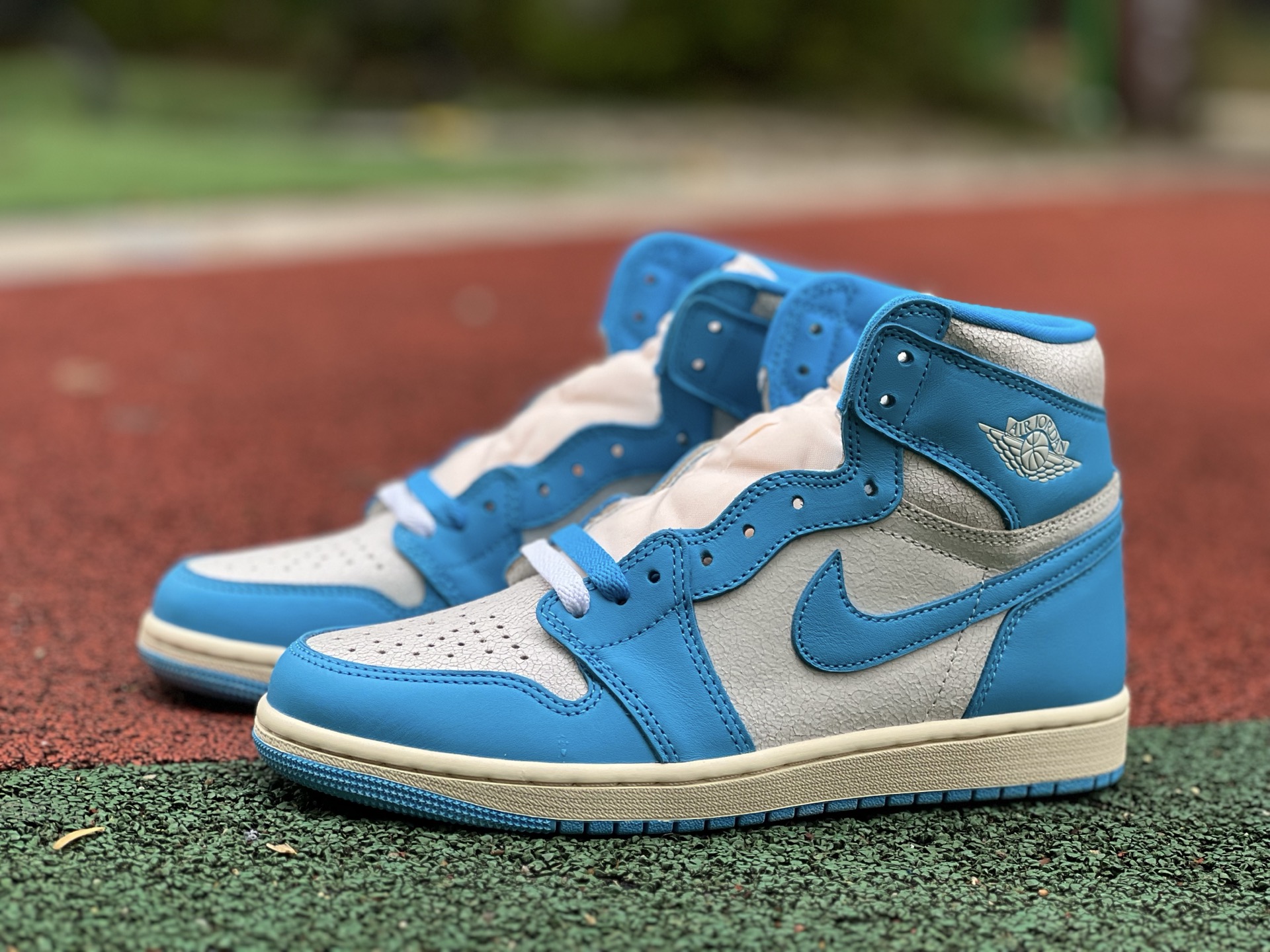 Air jordan 1 high 082