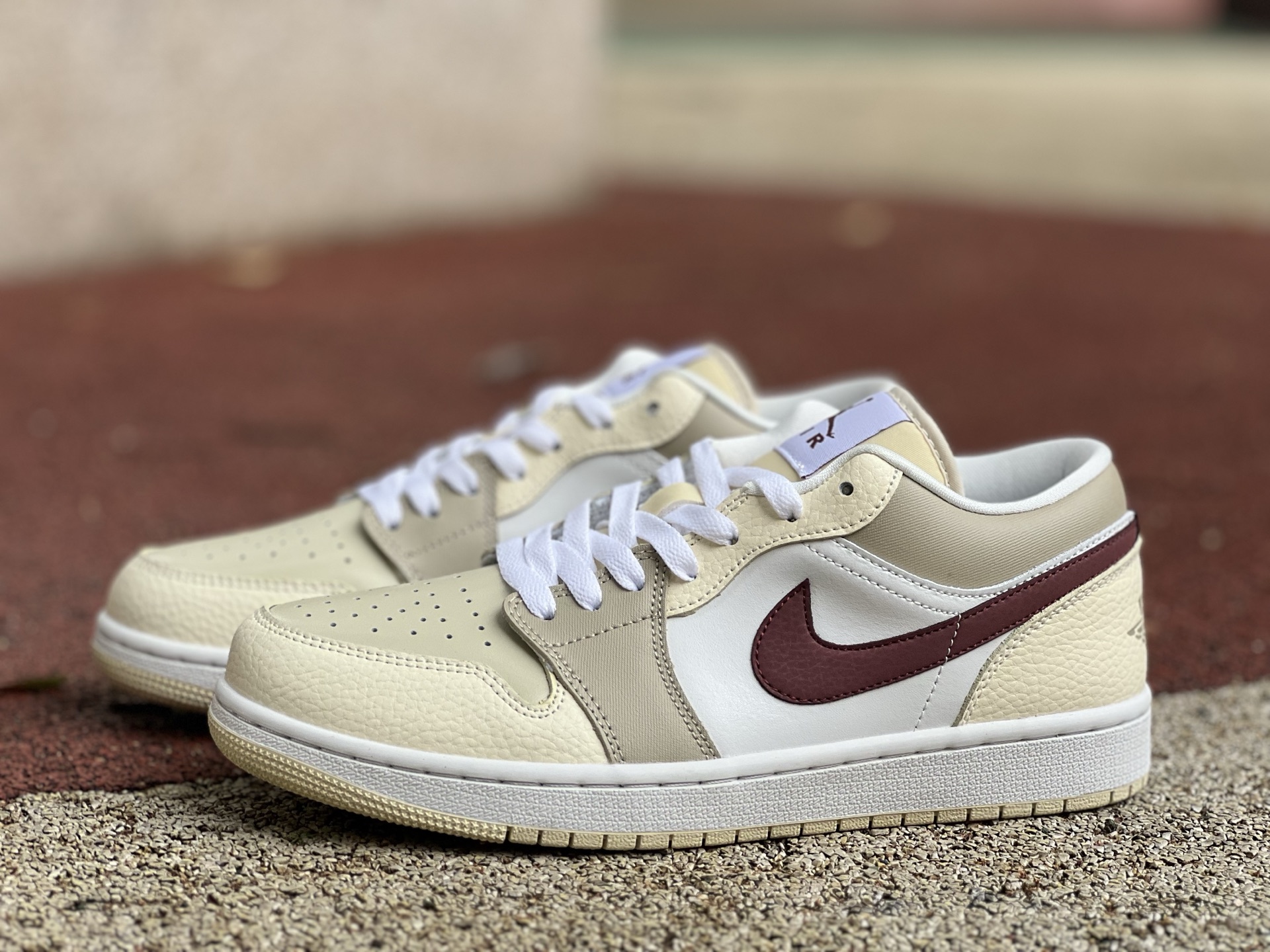 Air jordan 1 low 290